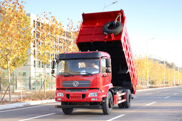 210馬力4×2東風(fēng)排半專用自卸_前5噸后13噸土石砂運輸車_渣土工地拉土方礦石翻斗