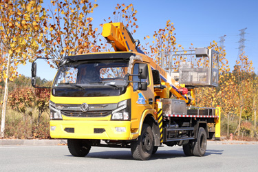 4×2東風輕型150馬力國五舉升車_市政道路維修車_定制左/右舵商用款小型微卡救援車